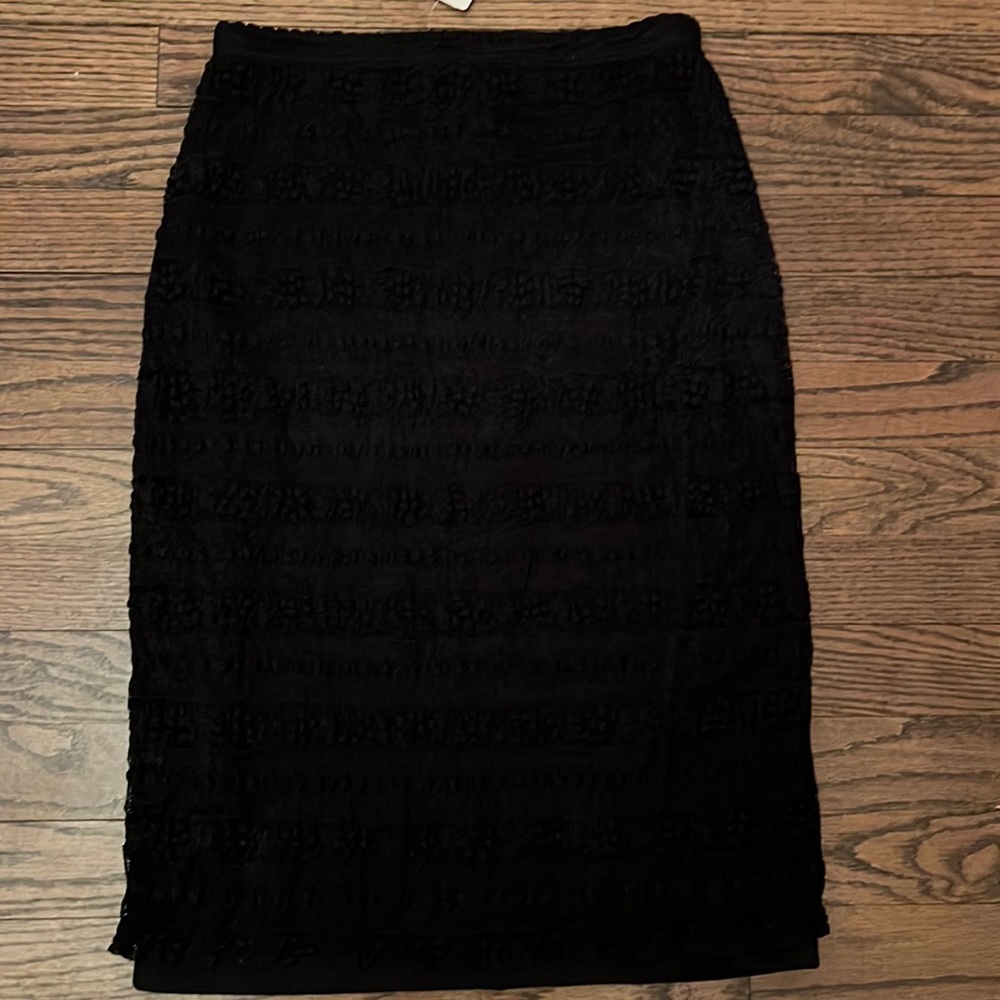 Ralph Lauren black stretch pucker skirt.